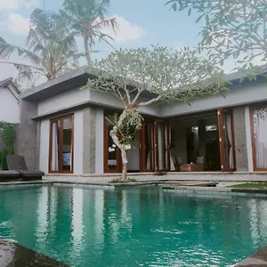  Villa Anggira Indonesië